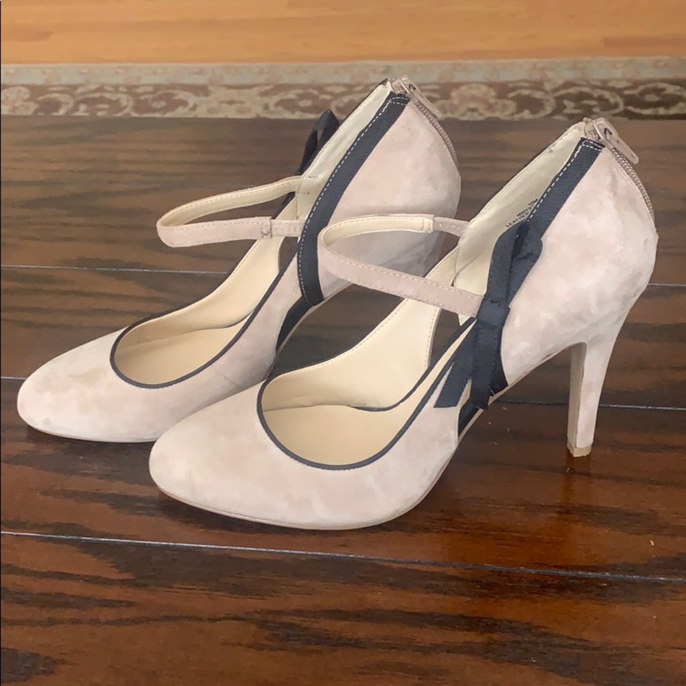 Nine West suede heels